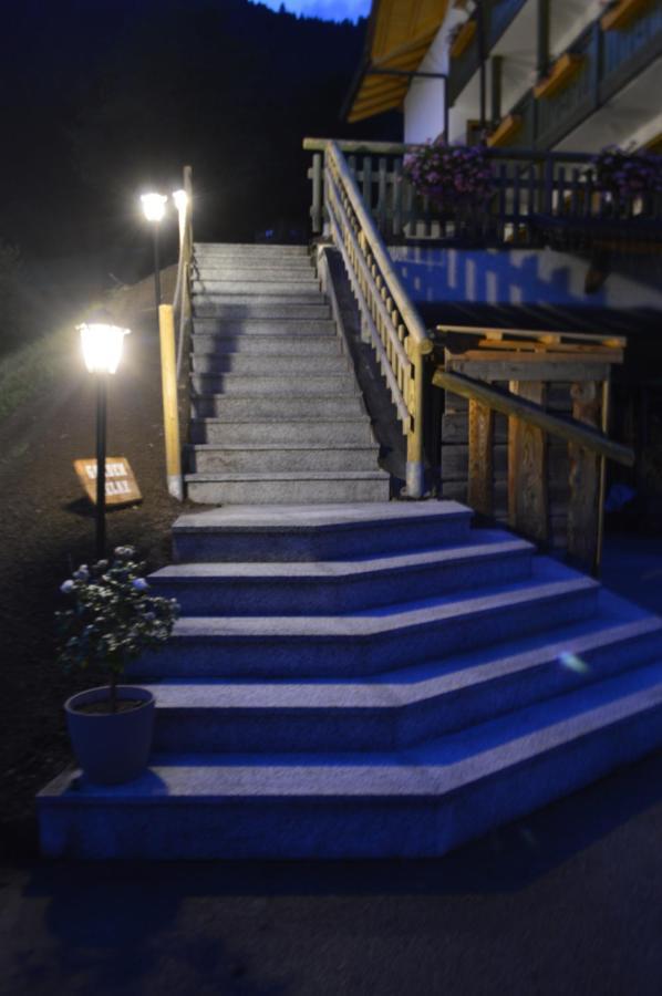 Hotel Garni Sant'Antonio Con Spa Madonna di Campiglio Ngoại thất bức ảnh