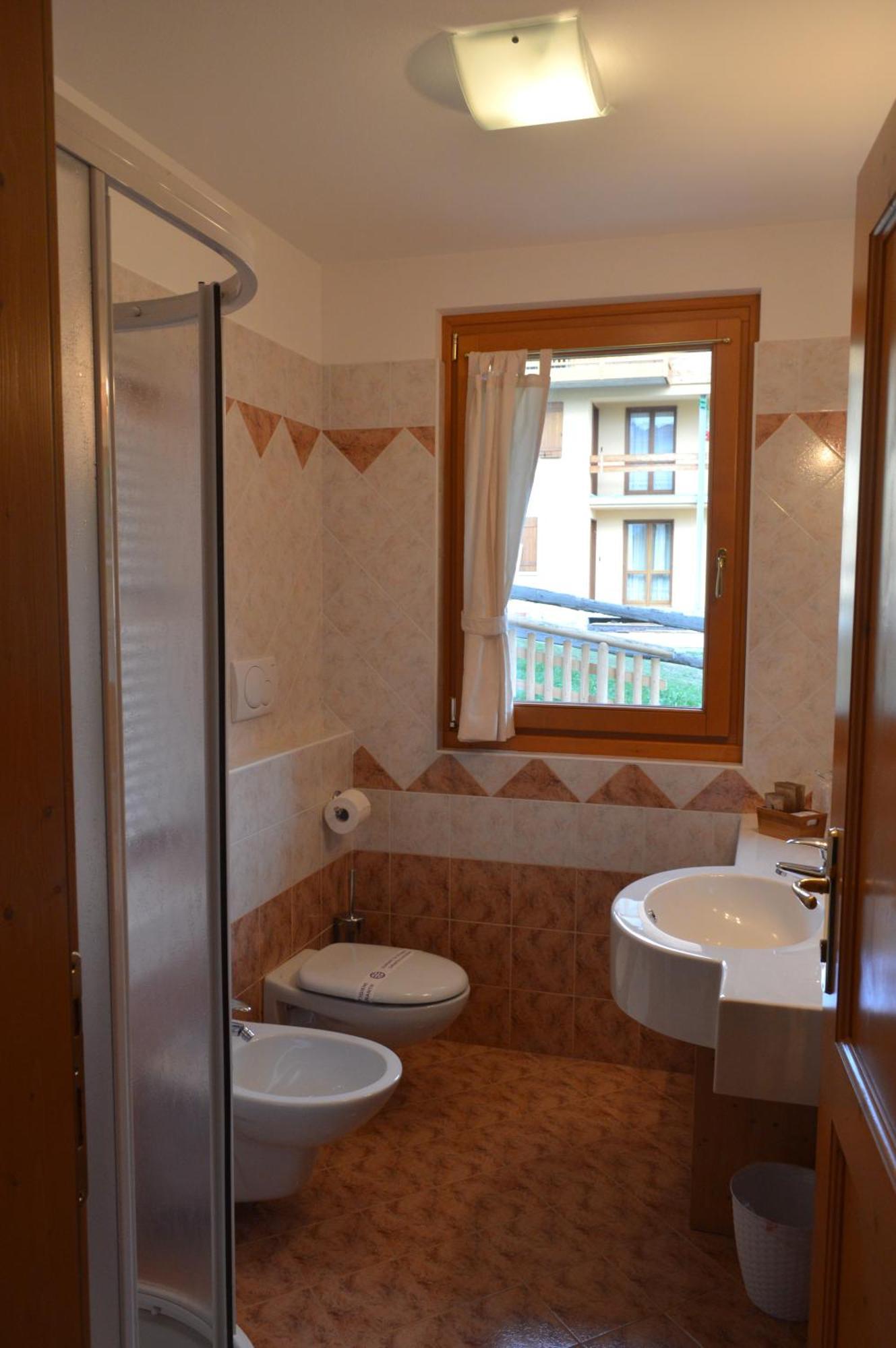Hotel Garni Sant'Antonio Con Spa Madonna di Campiglio Phòng bức ảnh