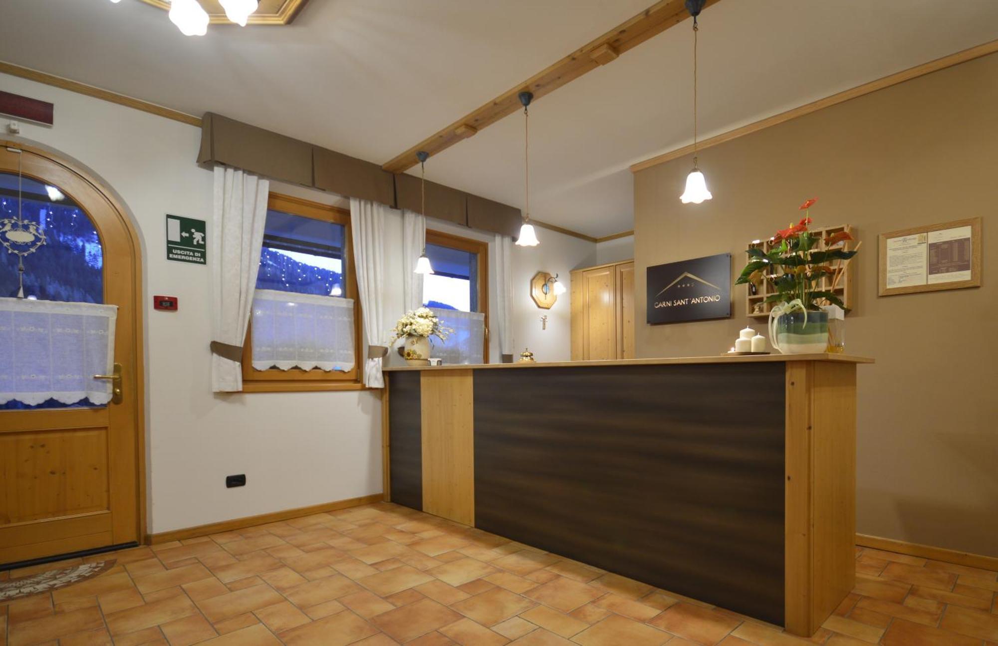 Hotel Garni Sant'Antonio Con Spa Madonna di Campiglio Ngoại thất bức ảnh