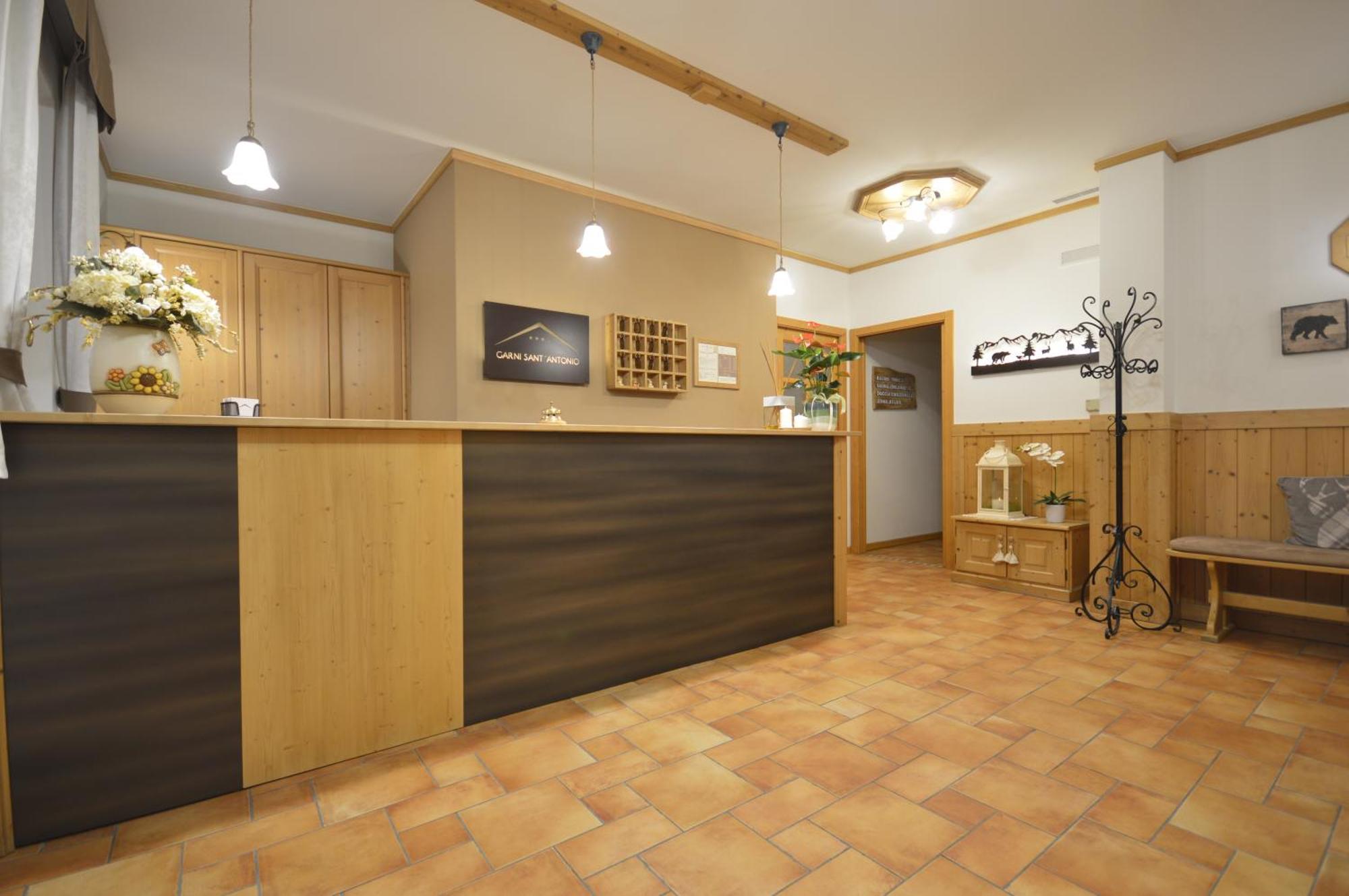 Hotel Garni Sant'Antonio Con Spa Madonna di Campiglio Ngoại thất bức ảnh